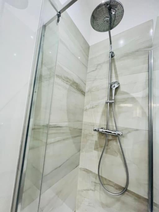Charmant Petit Appartement. Λιέγη Εξωτερικό φωτογραφία